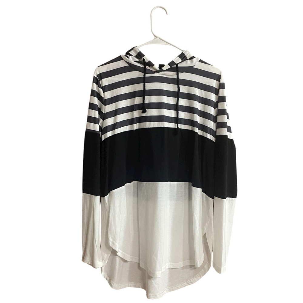 Shein Color Block Black and White Long Sleeve Light Hoodie  Size L